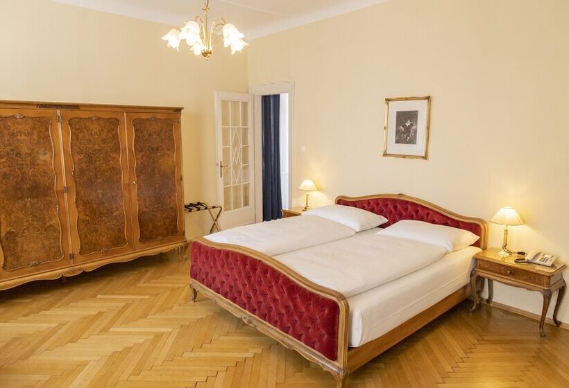 جناح عائلي, Mariahilf