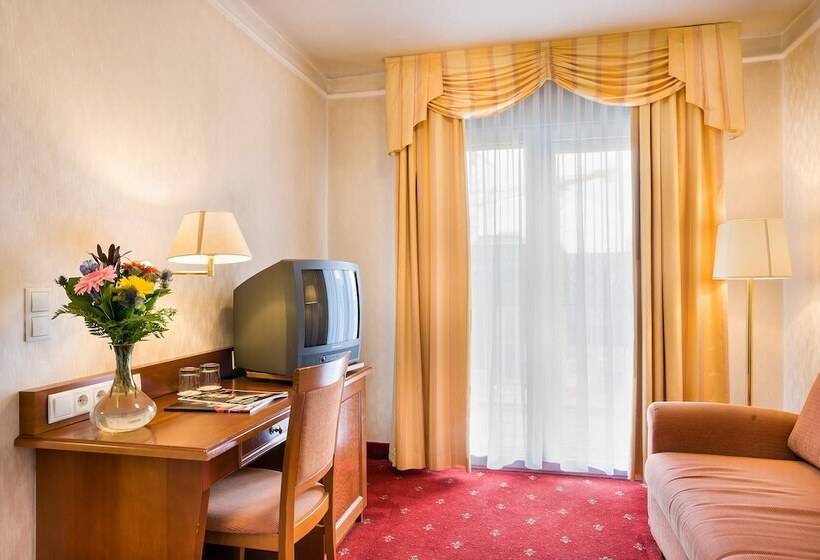 اتاق استاندارد سه نفره, Select Hotel Prinz Eugen Wien