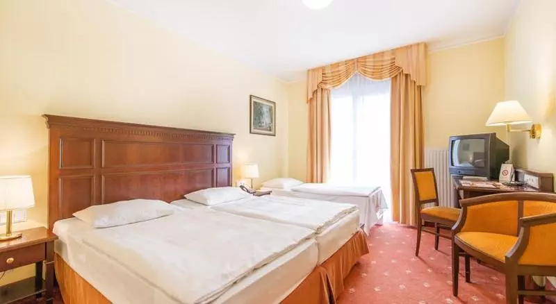 اتاق استاندارد سه نفره, Select Hotel Prinz Eugen Wien