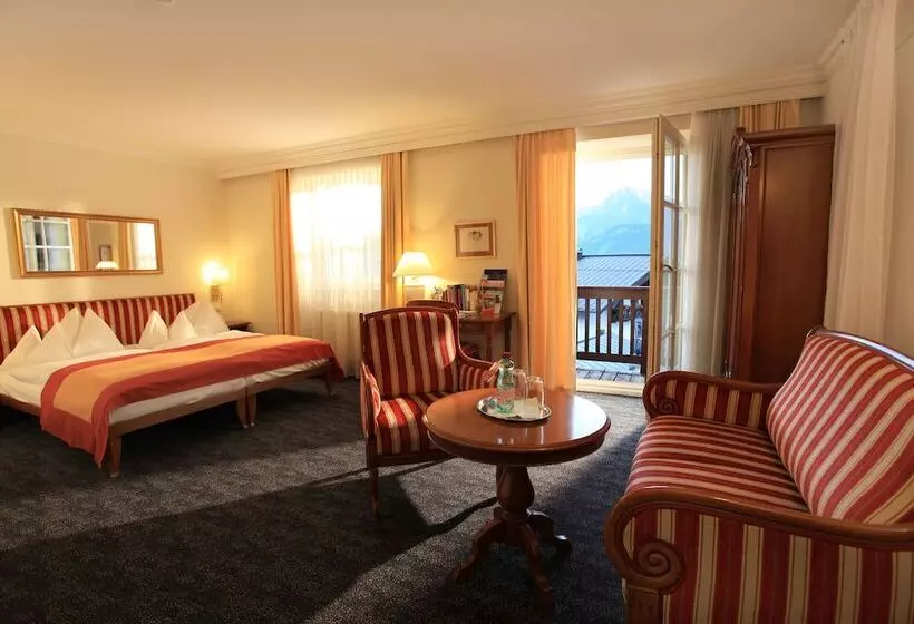اتاق استاندارد با چشم‌انداز دریاچه, Romantik Hotel Im Weissen Rössl Am Wolfgangsee