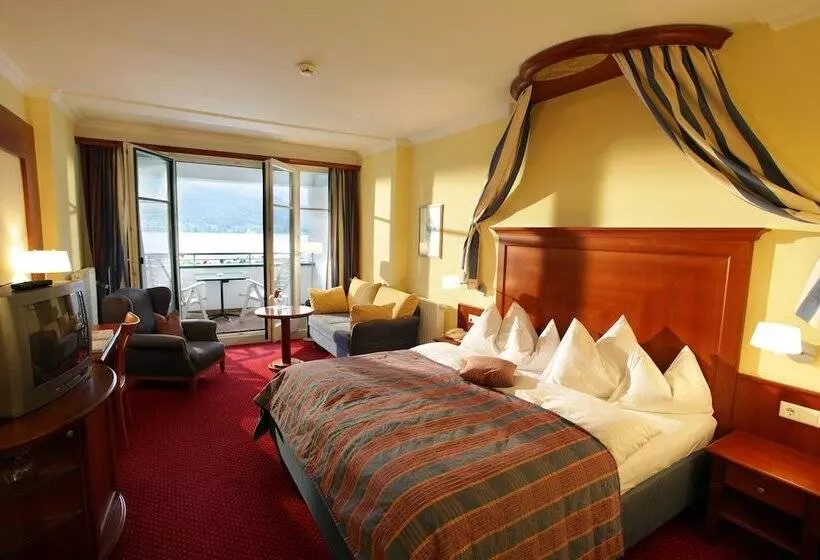 اتاق لوکس با بالکن, Romantik Hotel Im Weissen Rössl Am Wolfgangsee