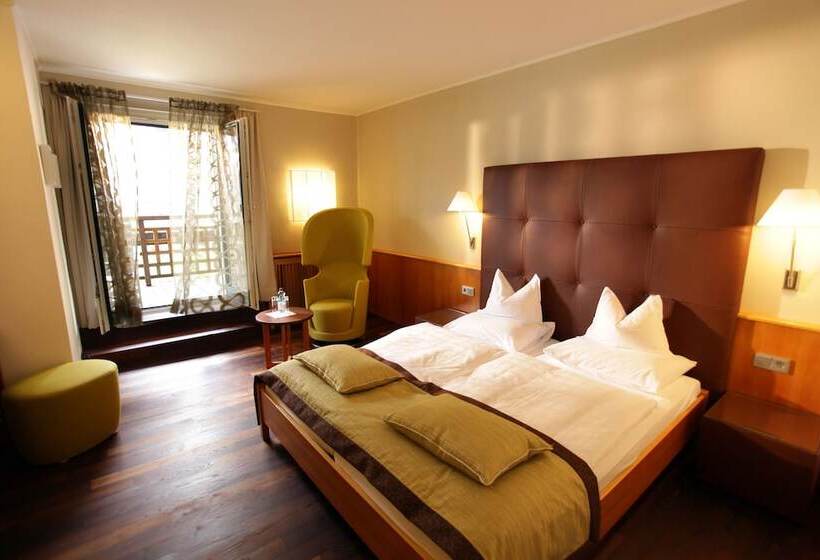 발코니 디럭스 룸, Romantik Hotel Im Weissen Rössl Am Wolfgangsee