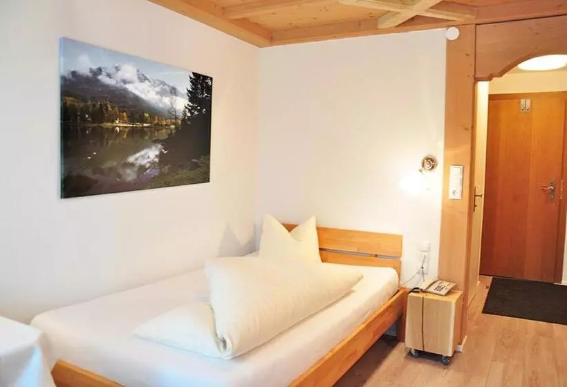Chambre Standard Individuelle, Seelos