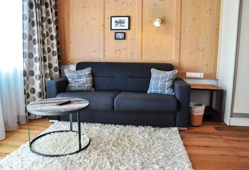 Chambre Supérieure, Seelos