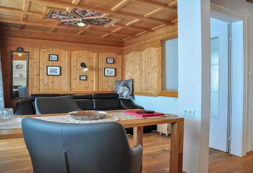 Suite, Seelos