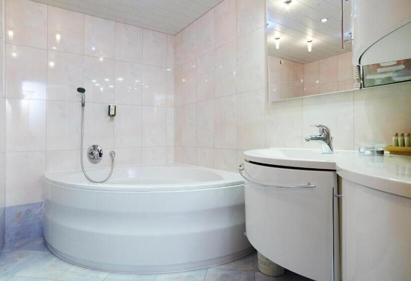 Люкс Повышенной Комфортности, Seelos