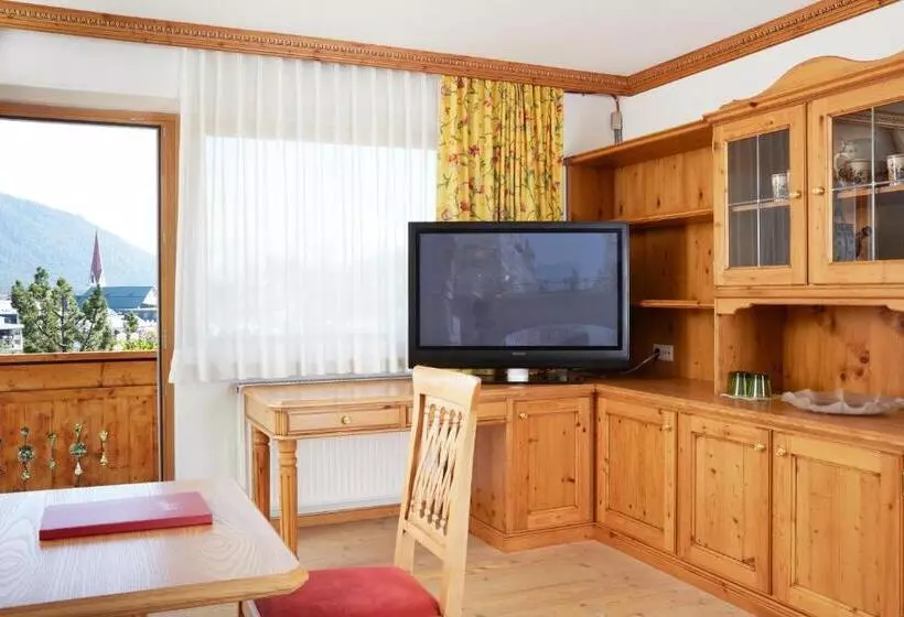 Suite Deluxe, Seelos