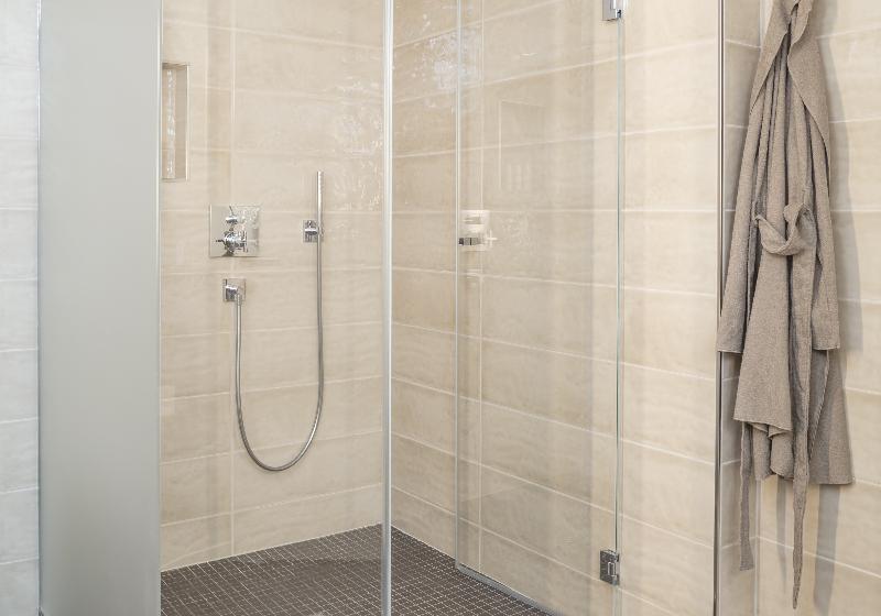 سوییت جونیور, Stein Adults Only