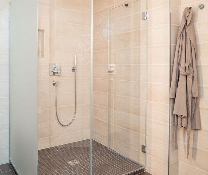 سوییت, Stein Adults Only