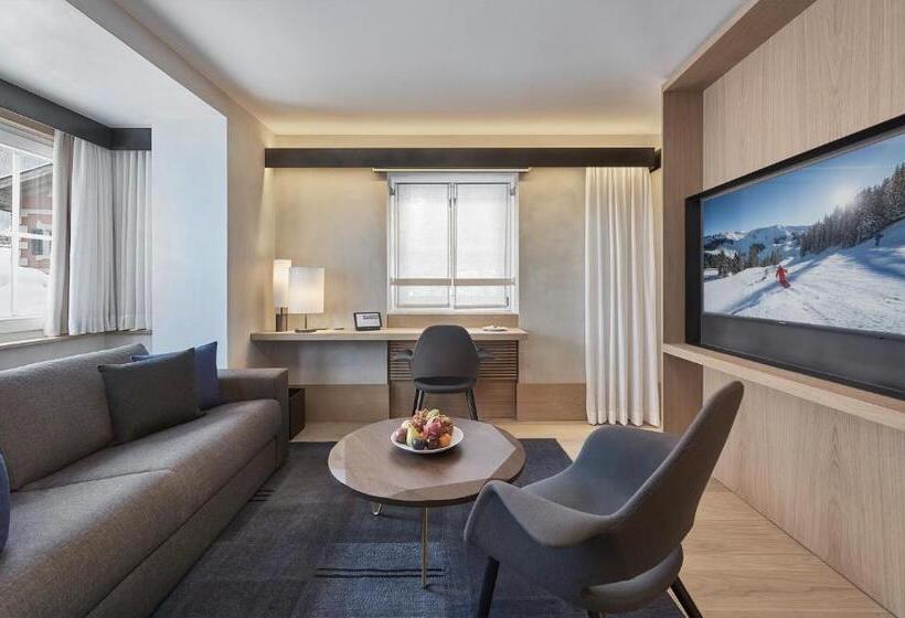 سوییت جونیور لوکس, Weisses Roessl