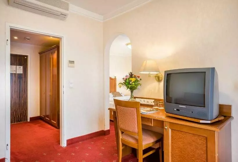 اتاق استاندارد سه نفره, Select Hotel Prinz Eugen Wien