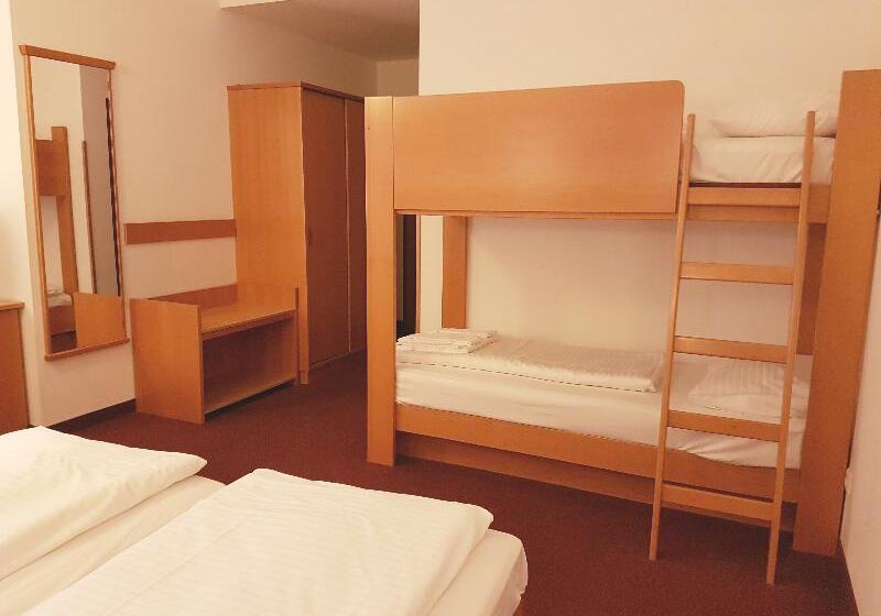 패밀리 룸, Haydn