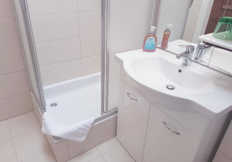 컴포트 룸, Haydn