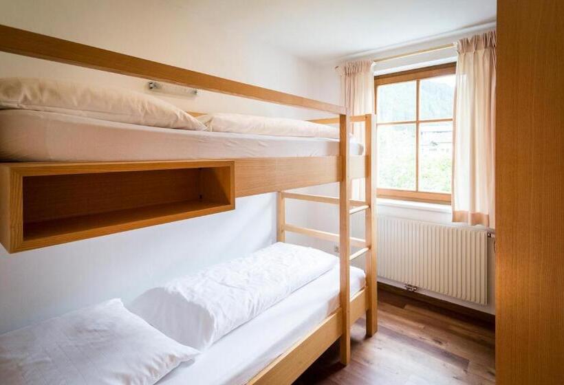 דירה בת חדר שינה 1 עם מרפסת, Posthotel Rössle