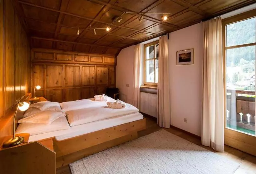 1 Bedroom Apartment with Balcony, Posthotel Rössle
