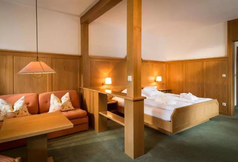 Standard Room with Balcony, Posthotel Rössle