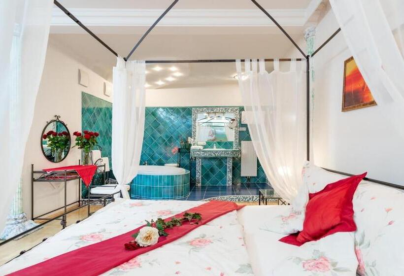 جناح, Schlosshotel Rosenau Superior