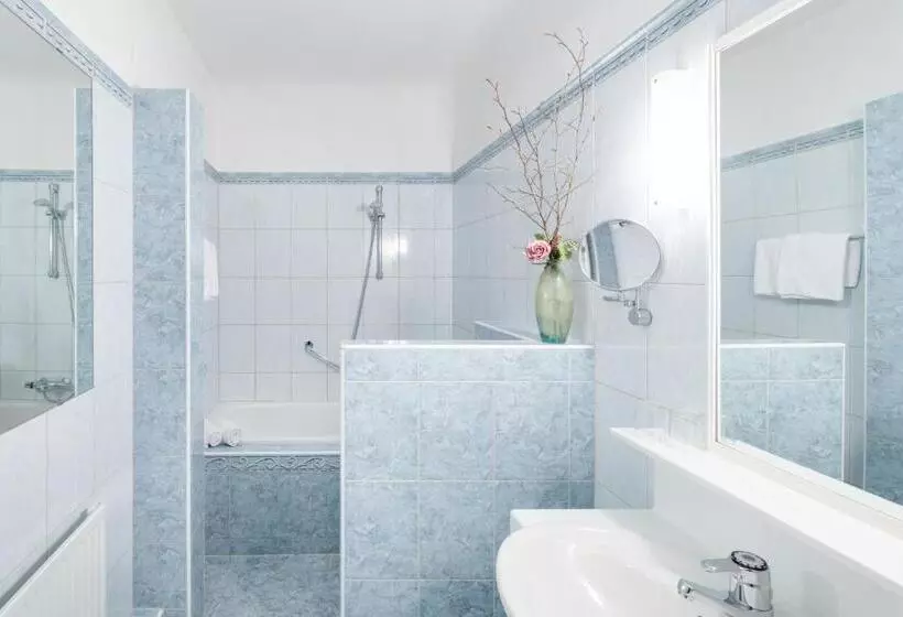 スイート, Schlosshotel Rosenau Superior