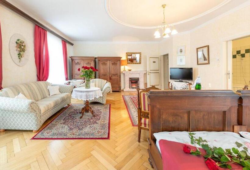 جناح ديلوكس, Schlosshotel Rosenau Superior