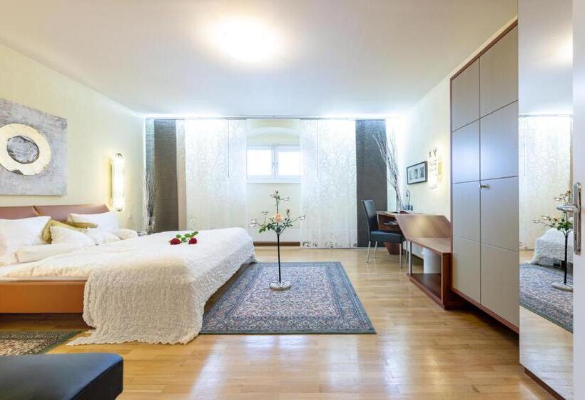 جناح ديلوكس, Schlosshotel Rosenau Superior