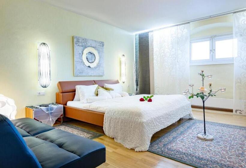 デラックススイート, Schlosshotel Rosenau Superior