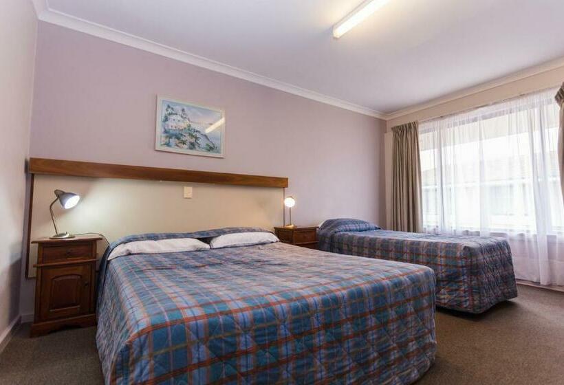 Номер Стандарт, Sleepwell Motel