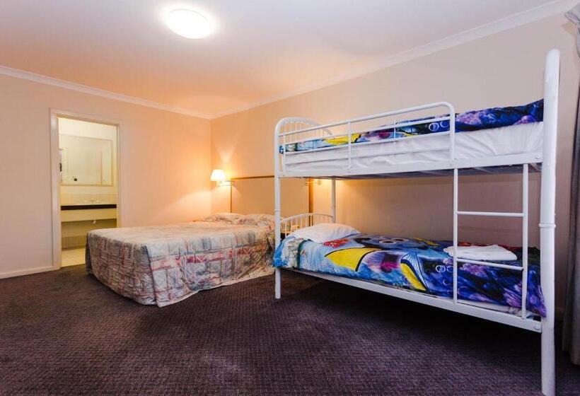 ファミリールーム, Sleepwell Motel