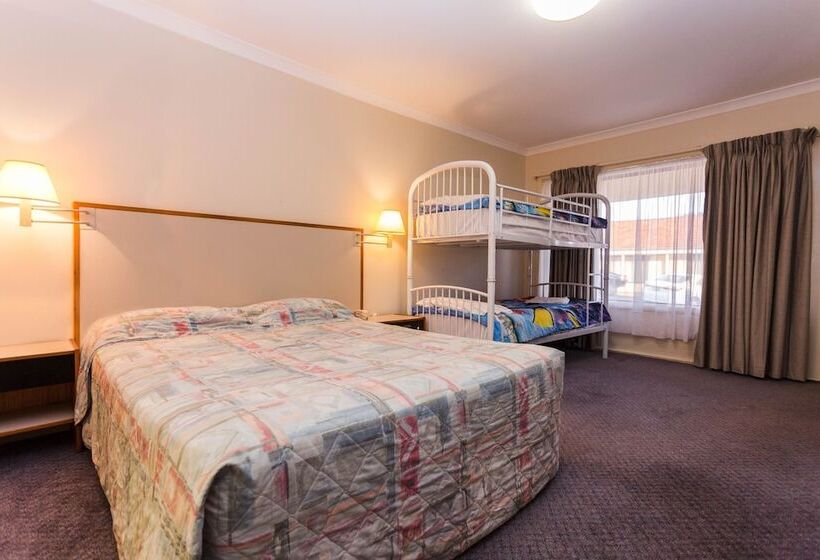 ファミリールーム, Sleepwell Motel