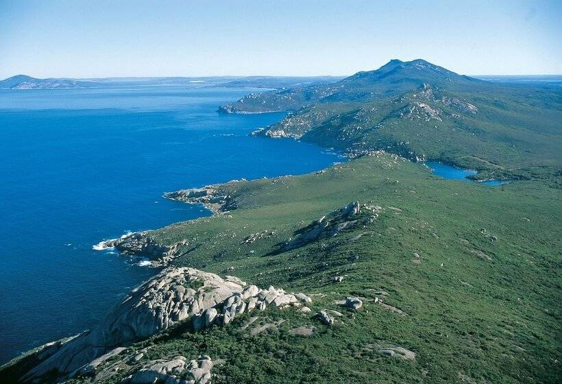 2ベッドルームアパートメント, Sleepwell Motel