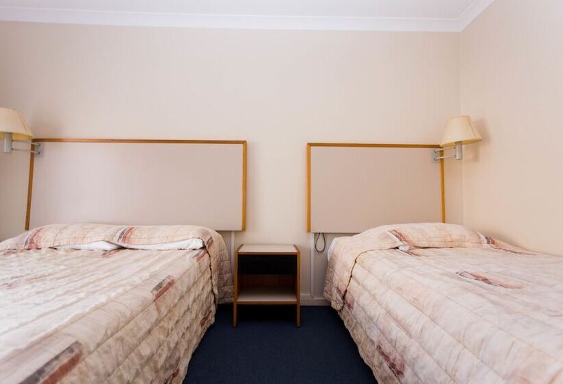 3ベッドルームアパートメント, Sleepwell Motel