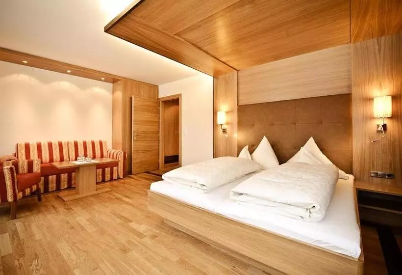 Deluxe-juniorsviitti, Sporthotel Neustift