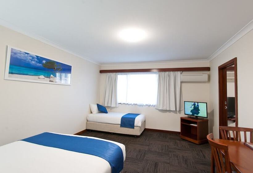 חדר משפחתי, Admiral Motel Bunbury