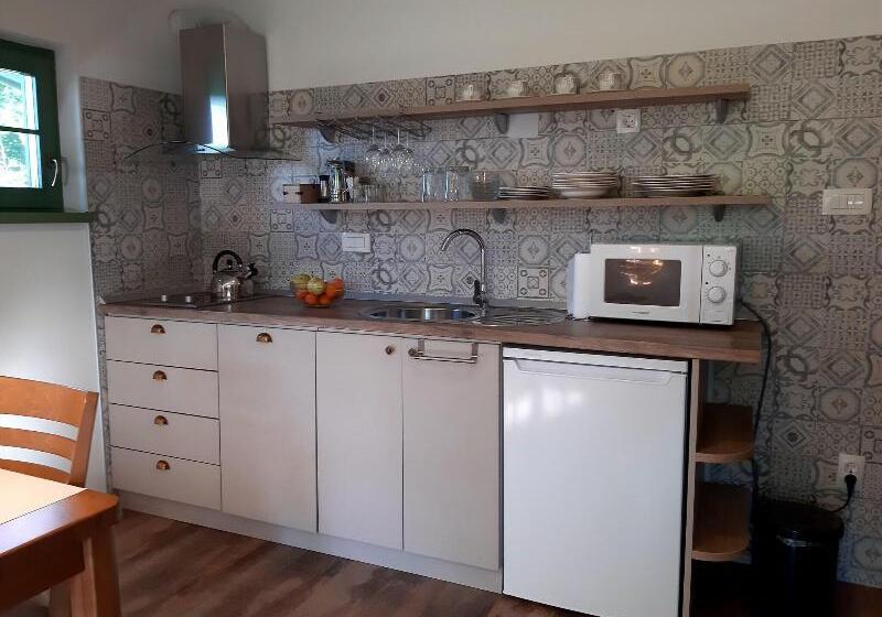 Номер Стандарт, Arrival Lodge Bed & Breakfast