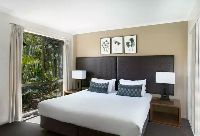 디럭스 자쿠지룸, Breakfree Aanuka Beach Resort