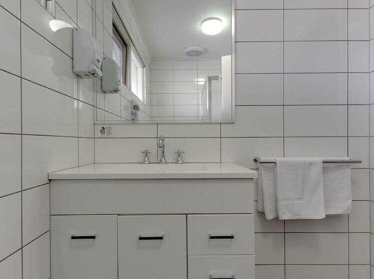 ファミリールーム, Frankston Motel