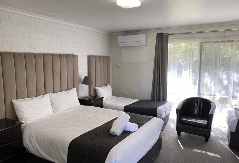 ファミリールーム, Frankston Motel