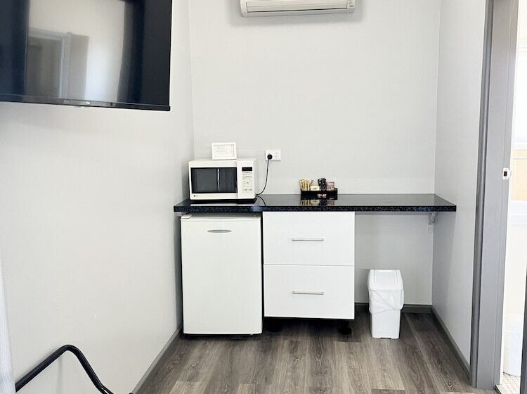 חדר דלוקס, Gilgandra Motel