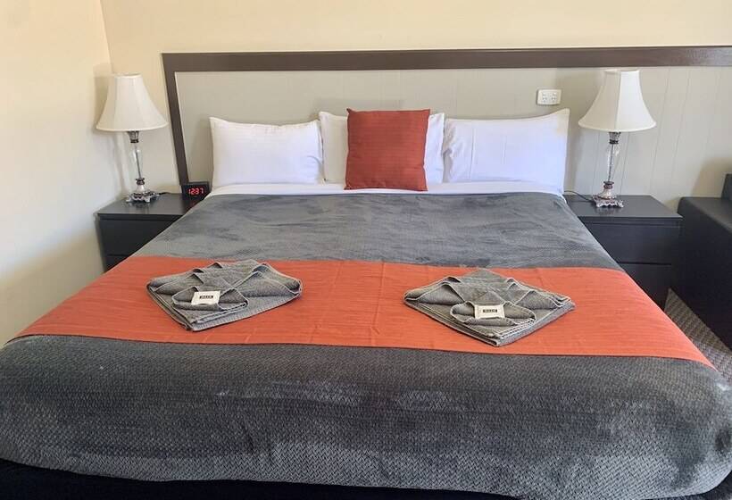 חדר דלוקס, Gilgandra Motel