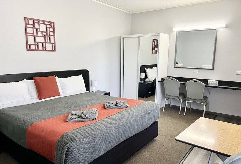 חדר דלוקס, Gilgandra Motel