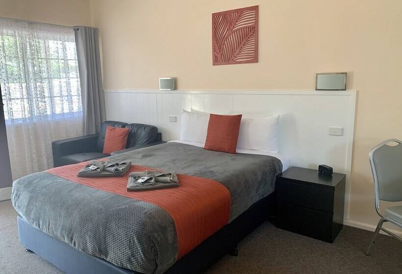 Номер Deluxe, Gilgandra Motel