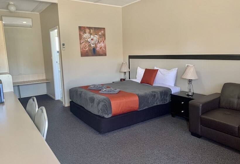 חדר דלוקס, Gilgandra Motel