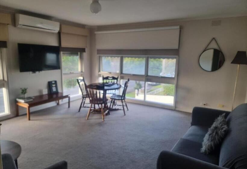 带2个卧室的公寓, Hacienda Motel Geelong