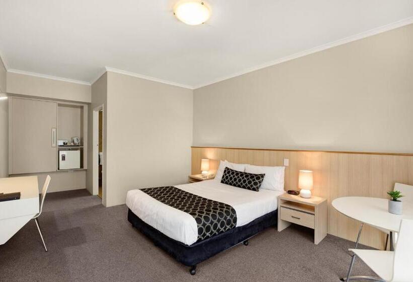 חדר אקונומי, Adelaide Road Motor Lodge