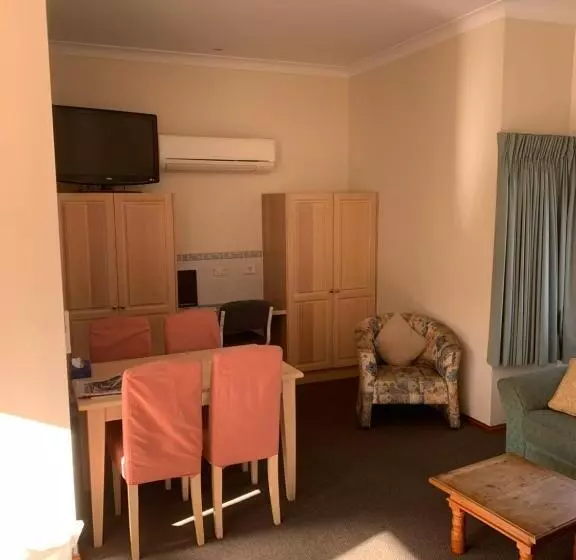 スイート（家族用）, Bairnsdale Tanjil Motor Inn