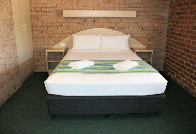 Семейный Номер Deluxe, Castle Motor Lodge