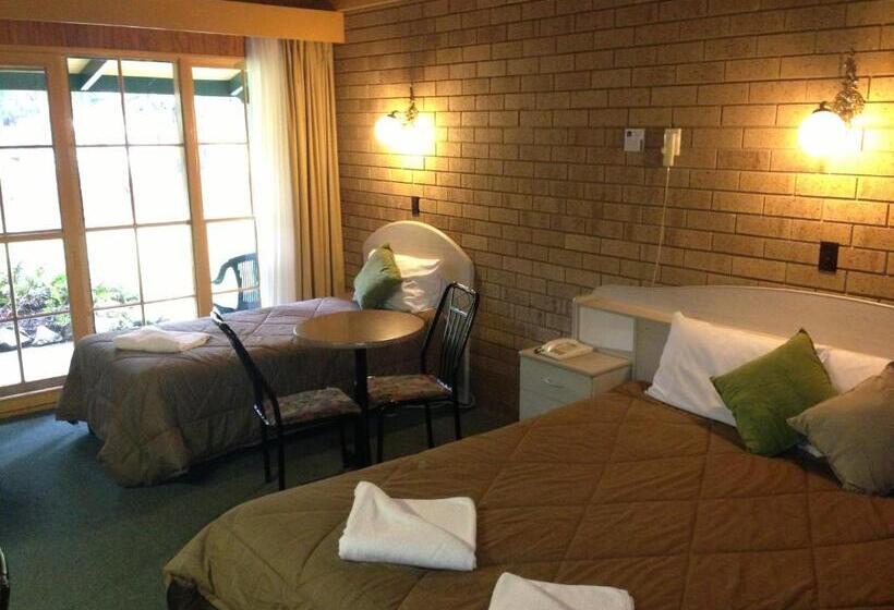 行政三人间, High Country Motor Inn Bright