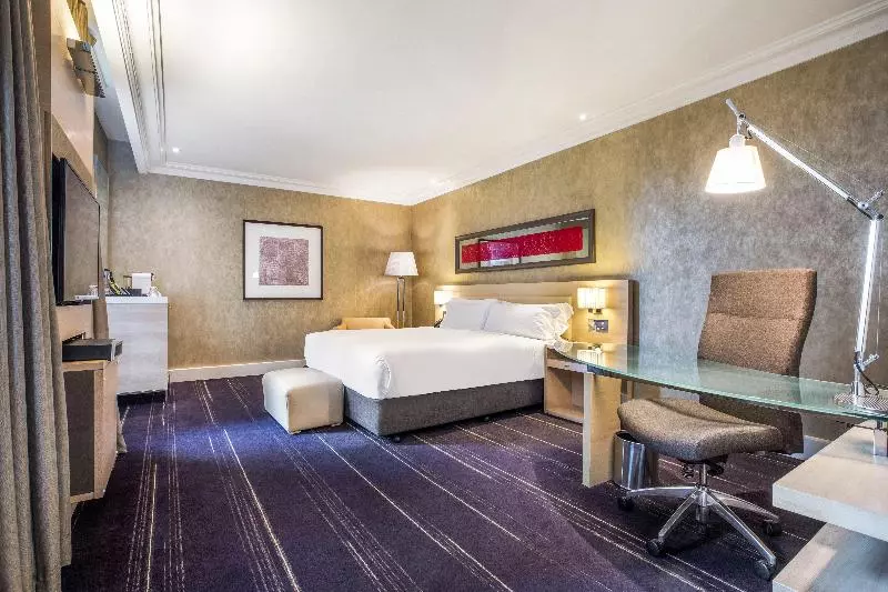اتاق کلاب, Intercontinental Melbourne The Rialto, An Ihg