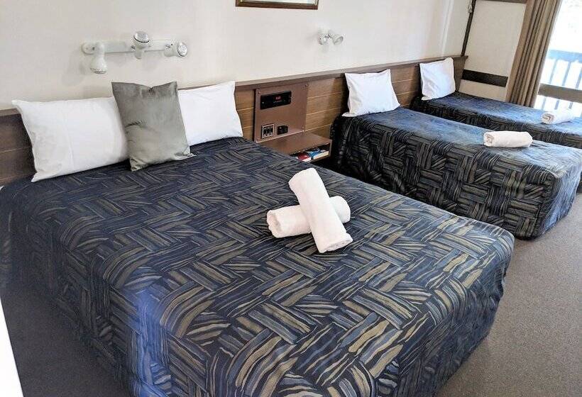 חדר משפחתי, Miners Lodge Motor Inn