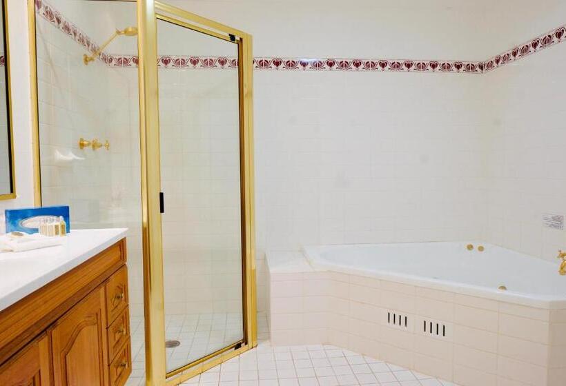 جناح مطلّ علي الجبل, Mountain Heritage