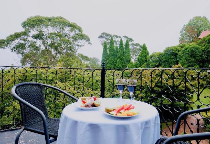 جناح مطلّ علي الجبل, Mountain Heritage